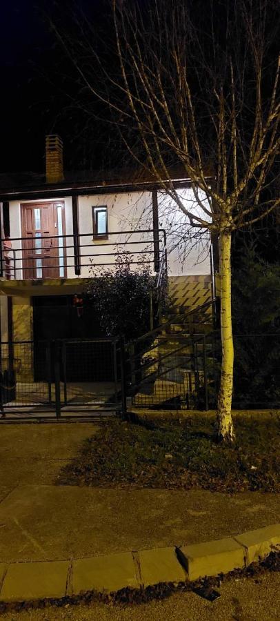 Ferienwohnung House 11 Nikšić Exterior foto
